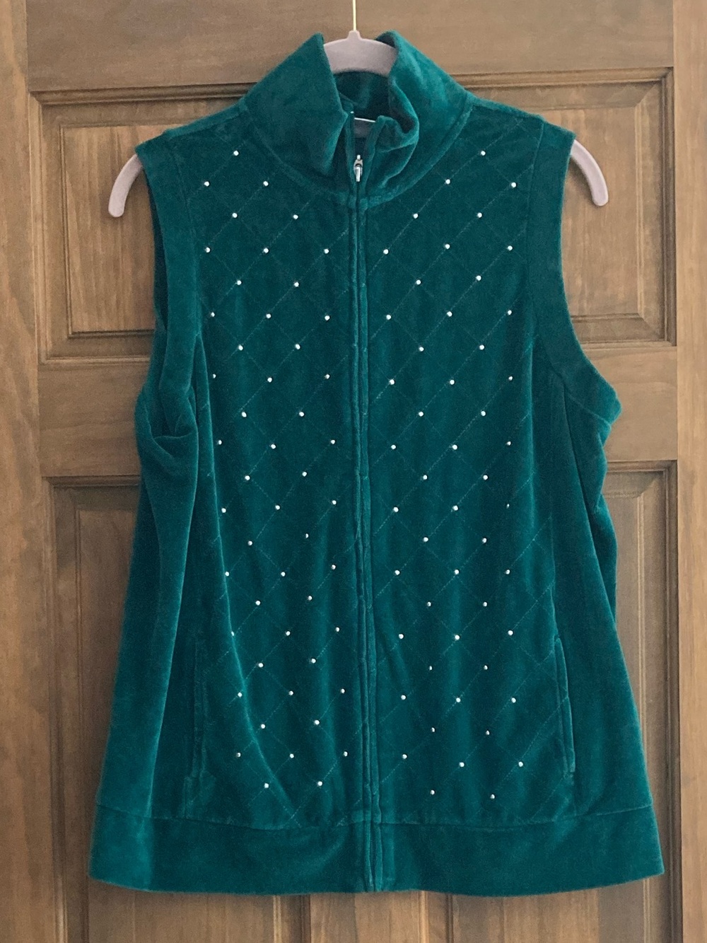 Quacker Factory Velvety Green Zip-up Vest Medium
